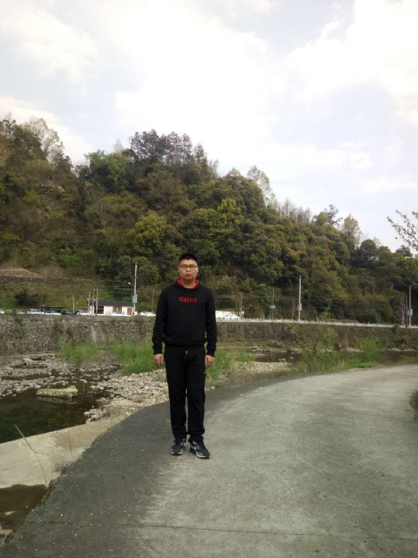 等着上钩的鱼的第二张照片--杭州认干亲服务网