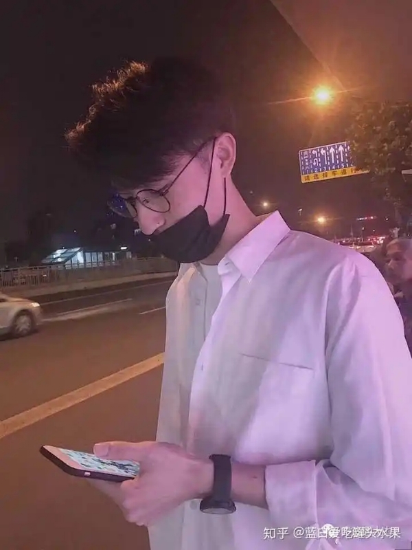 情圣的第一张照片--杭州认干亲服务网