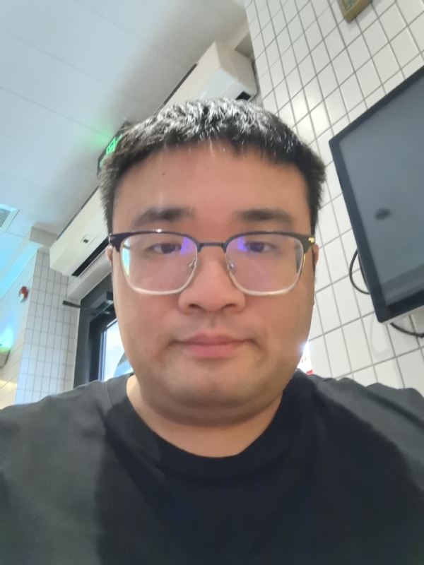 君临天下的第三张照片--杭州认干亲服务网